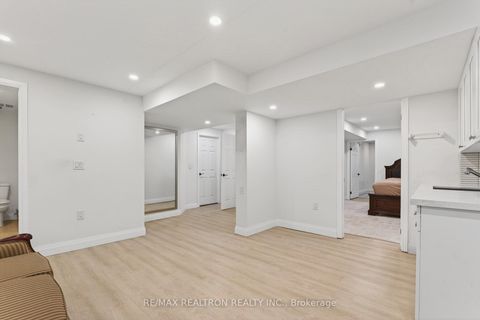 Photo 28 at 42 Blackforest Drive, Oak Ridges, Richmond Hill