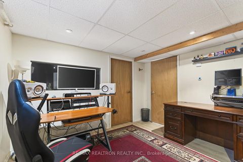 Photo 33 at 42 Blackforest Drive, Oak Ridges, Richmond Hill