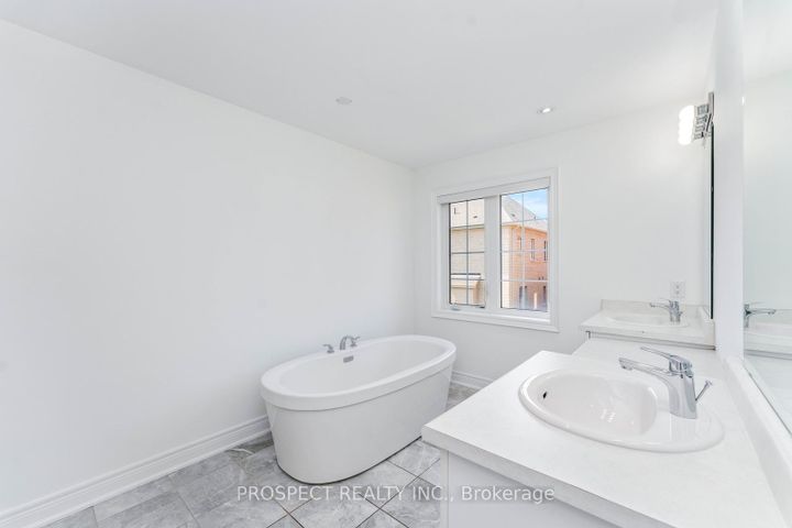 Photo 25 at 15 Lyle Way, Northwest Brampton, Brampton