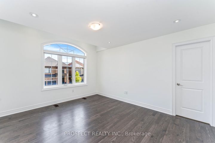 Photo 31 at 15 Lyle Way, Northwest Brampton, Brampton