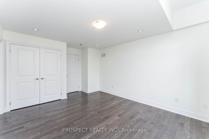 Photo 32 at 15 Lyle Way, Northwest Brampton, Brampton