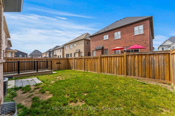 Photo 37 at 15 Lyle Way, Northwest Brampton, Brampton