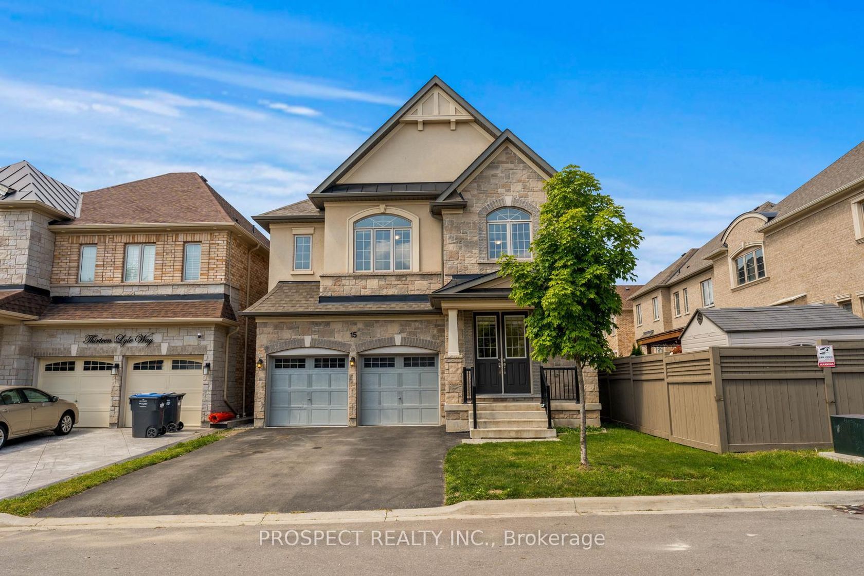 15 Lyle Way, Northwest Brampton, Brampton 2
