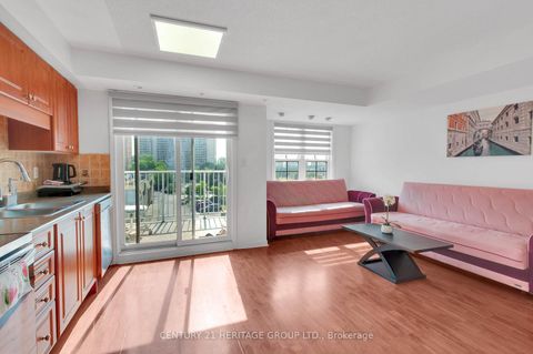 Photo 8 at 24 - 37 Four Winds Drive, York University Heights, Toronto