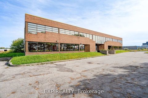 Photo 4 at 2275 Markham Road, Malvern, Toronto