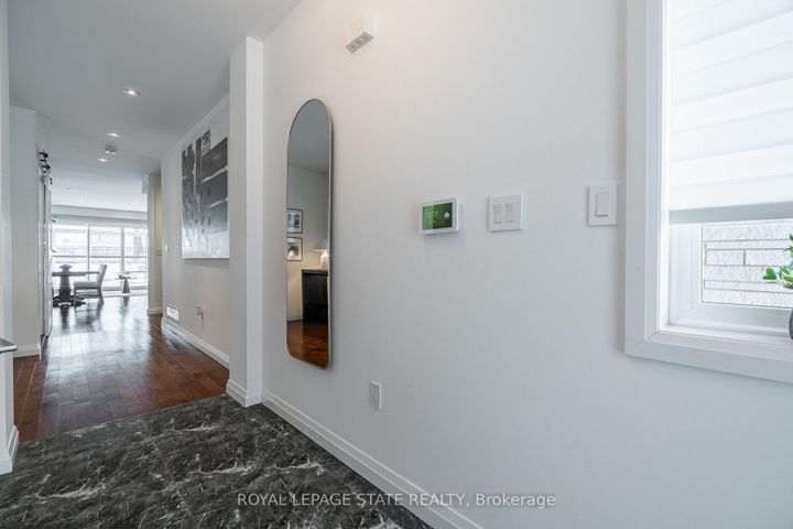 Photo 4 at 22 - 35 Midhurst Heights, Stoney Creek Mountain, Hamilton