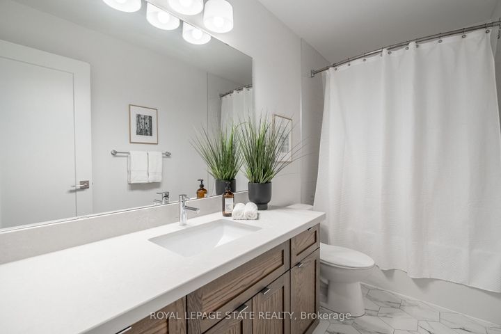 Photo 23 at 22 - 35 Midhurst Heights, Stoney Creek Mountain, Hamilton