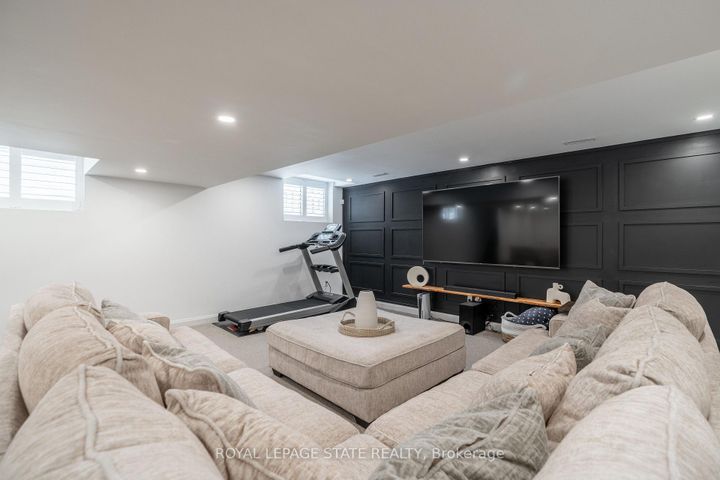 Photo 30 at 22 - 35 Midhurst Heights, Stoney Creek Mountain, Hamilton