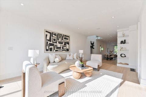 Photo 3 at 24 Elmsdale Road, East York, Toronto