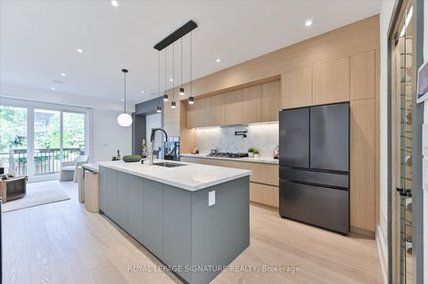 Photo 7 at 24 Elmsdale Road, East York, Toronto