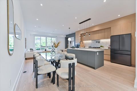 Photo 11 at 24 Elmsdale Road, East York, Toronto