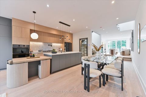 Photo 12 at 24 Elmsdale Road, East York, Toronto