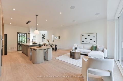 Photo 15 at 24 Elmsdale Road, East York, Toronto