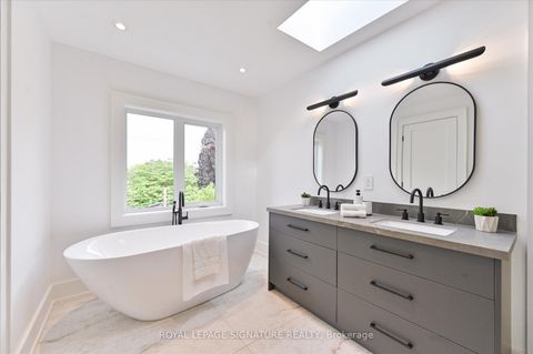 Photo 22 at 24 Elmsdale Road, East York, Toronto