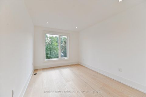 Photo 26 at 24 Elmsdale Road, East York, Toronto