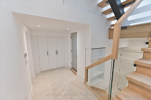 Photo 29 at 24 Elmsdale Road, East York, Toronto