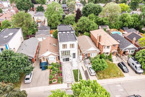 Photo 40 at 24 Elmsdale Road, East York, Toronto