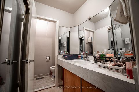 Photo 17 at 34 Ikley Road, York University Heights, Toronto
