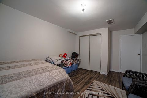 Photo 22 at 34 Ikley Road, York University Heights, Toronto
