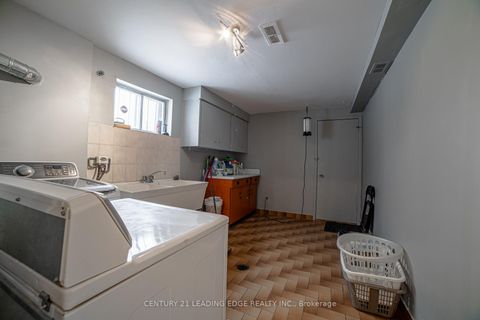 Photo 23 at 34 Ikley Road, York University Heights, Toronto