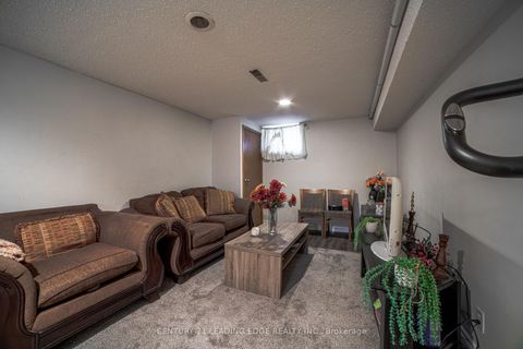 Photo 26 at 34 Ikley Road, York University Heights, Toronto