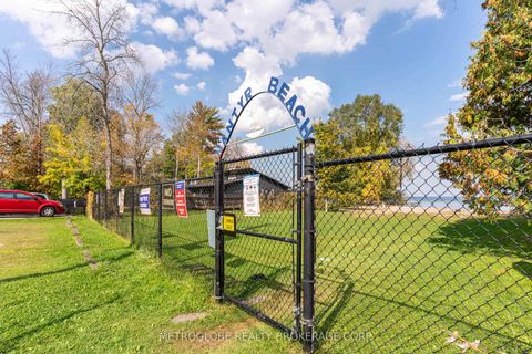 Photo 4 at 862 Kennedy Road, Alcona, Innisfil