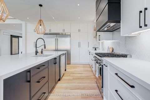 Photo 19 at 862 Kennedy Road, Alcona, Innisfil