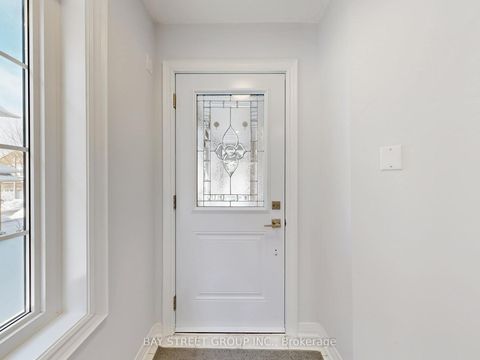 Photo 17 at 15 Futura Avenue, Rouge Woods, Richmond Hill