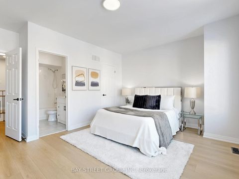 Photo 25 at 15 Futura Avenue, Rouge Woods, Richmond Hill