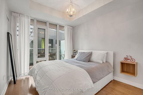 Photo 15 at 521 - 330 Richmond St Street W, Waterfront Communities C1, Toronto