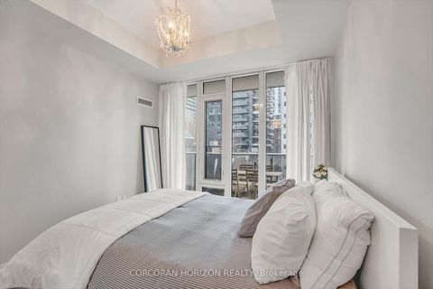 Photo 17 at 521 - 330 Richmond St Street W, Waterfront Communities C1, Toronto
