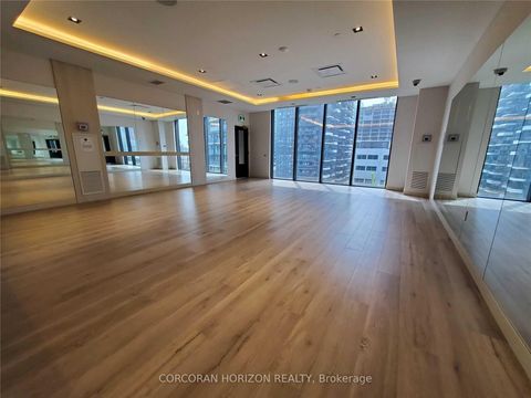 Photo 31 at 521 - 330 Richmond St Street W, Waterfront Communities C1, Toronto
