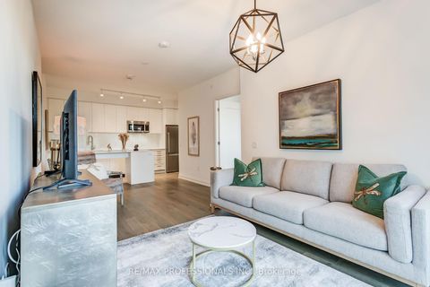 Photo 18 at 223 - 293 The Kingsway, Humber Valley, Toronto