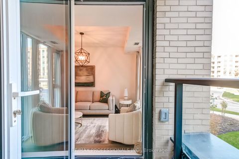 Photo 23 at 223 - 293 The Kingsway, Humber Valley, Toronto