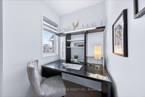 Photo 23 at 209 Old Colony Road, Oak Ridges Lake Wilcox, Richmond Hill