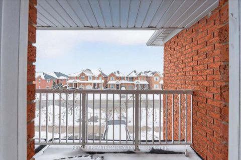 Photo 32 at 209 Old Colony Road, Oak Ridges Lake Wilcox, Richmond Hill