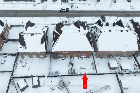 Photo 47 at 209 Old Colony Road, Oak Ridges Lake Wilcox, Richmond Hill