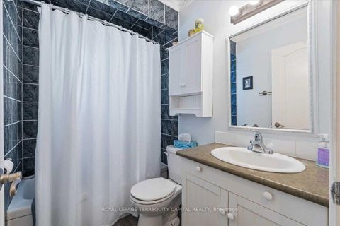 Photo 12 at 12 Boys Street N, Queen's Park, Barrie