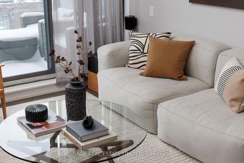 Photo 6 at 1008 - 560 King Street W, Waterfront Communities C1, Toronto