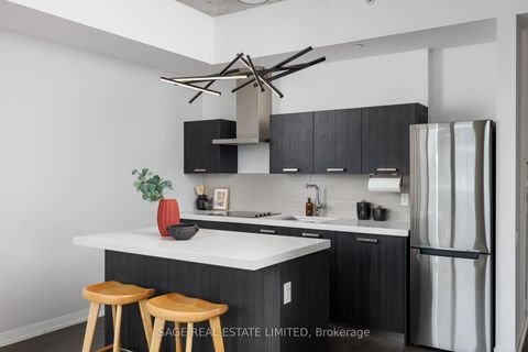 Photo 19 at 1008 - 560 King Street W, Waterfront Communities C1, Toronto