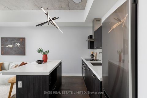 Photo 21 at 1008 - 560 King Street W, Waterfront Communities C1, Toronto