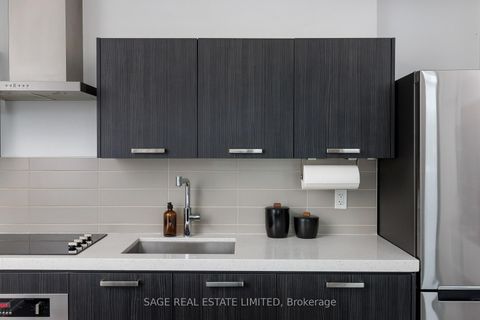 Photo 23 at 1008 - 560 King Street W, Waterfront Communities C1, Toronto