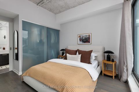 Photo 30 at 1008 - 560 King Street W, Waterfront Communities C1, Toronto