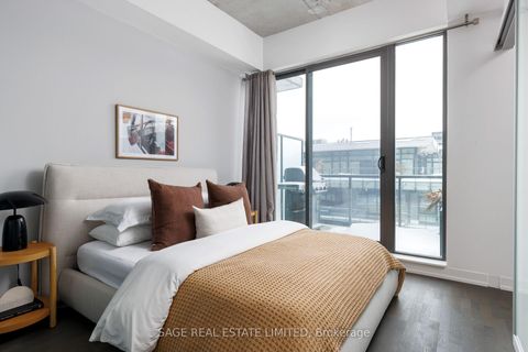 Photo 33 at 1008 - 560 King Street W, Waterfront Communities C1, Toronto