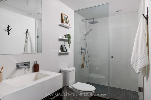 Photo 36 at 1008 - 560 King Street W, Waterfront Communities C1, Toronto