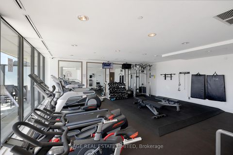 Photo 45 at 1008 - 560 King Street W, Waterfront Communities C1, Toronto