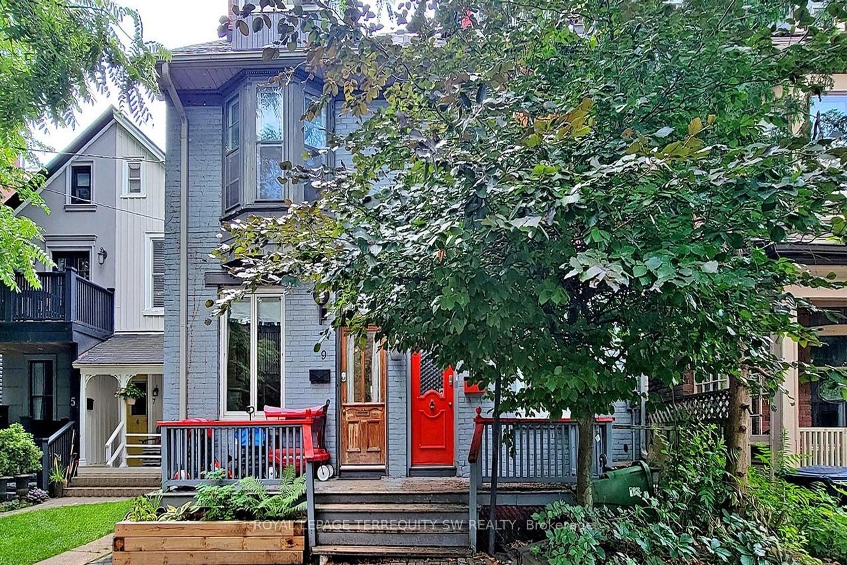 11 Olive Avenue, Annex, Toronto by Loree Meneguzzi Real Estate 11 Olive Avenue, Annex, Toronto