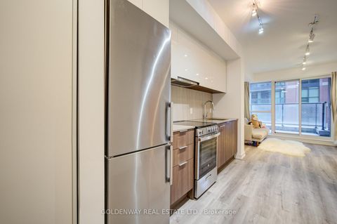Photo 5 at 321 - 31 Tippett Road, Clanton Park, Toronto