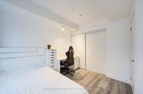 Photo 16 at 321 - 31 Tippett Road, Clanton Park, Toronto