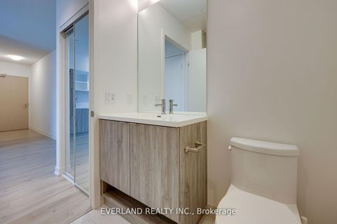 Photo 13 at 1108 - 138 Downes Street, Waterfront Communities C8, Toronto